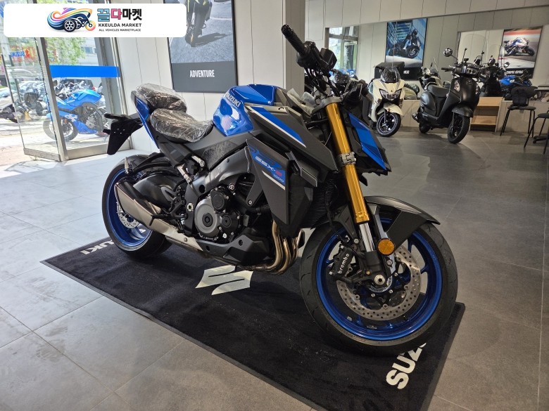 스즈끼 GSX S 1000 2026년식 스즈키 26년 신차 GSX-S1000 블루 판매합니다