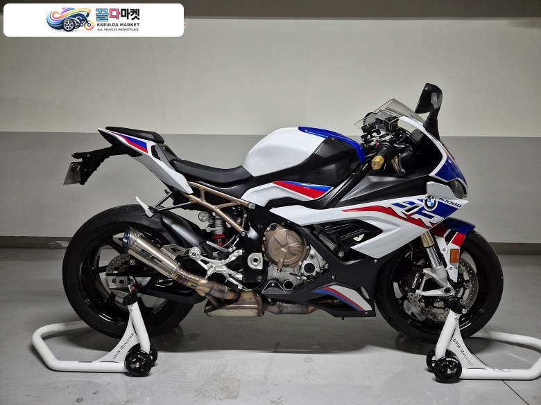 BMW S 1000 RR 2020년식 SC배기 깔끔한 S10000RR 판매합니다.