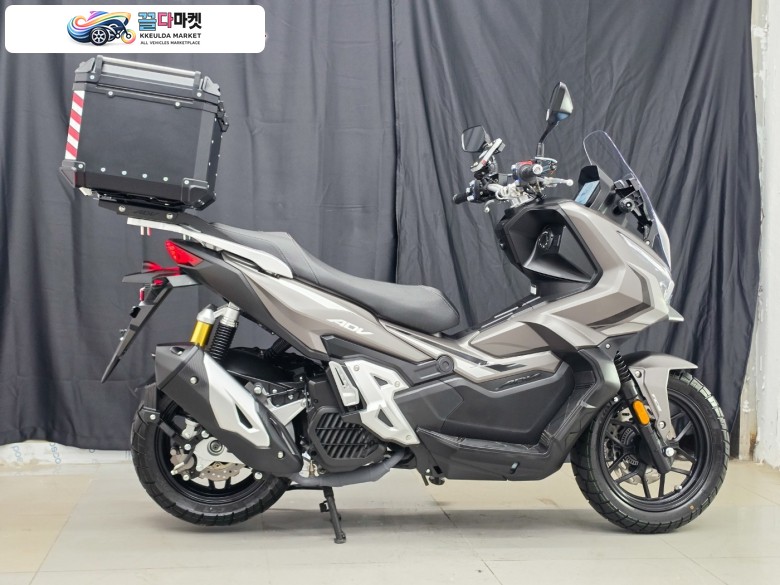 한솜바이크 ADV 125 V TUNE 2026년식 ADV125 한솜 2026년식 2565KM 신차급 최신형 1인신조 무사고 판매