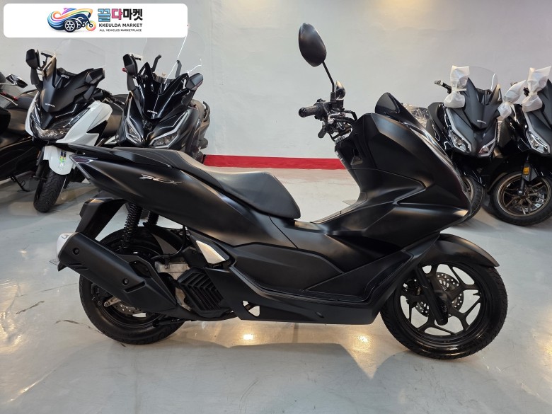 혼다 PCX 125 ABS 2021년식 혼다 PCX125ABS 21년식 판매합니다