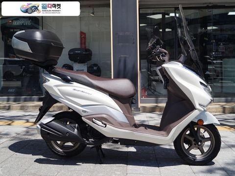 스즈끼 버그만 스트리트 125 EX 2024년식 [복지모터스]  주행거리 7726km  / 옵션 / 대차 카드가능