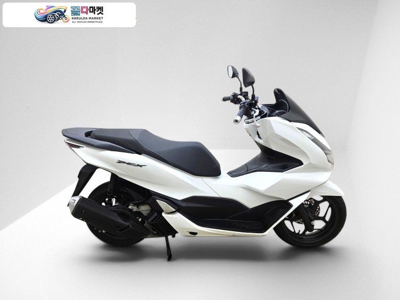 혼다 PCX 125 ABS 2024년식 -세모오토바이-(짧은키로수, 무사고, 상태좋음)*정직매입*점검판매*확실한A/S *최고가대차*빠른신차*캐피탈* 상담문의