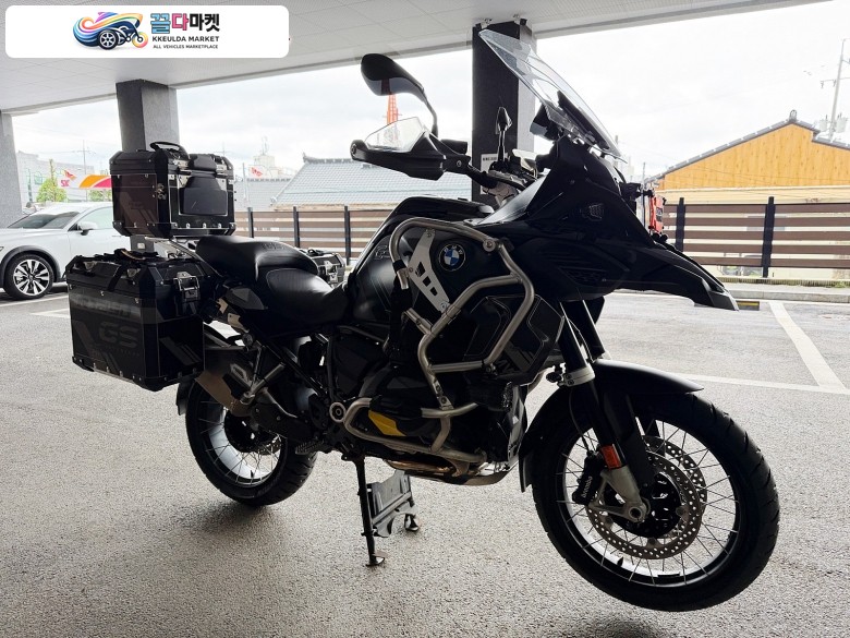 BMW R 1250 GS 어드벤처 2022년식 BMW R1250GS 어드벤처 트리플블랙 일인신조 2022년식 판매합니다.