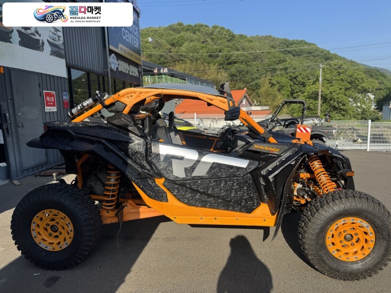 캔암 메버릭 X3 X RC 2020년식 캔암 X3 XRC_20년식