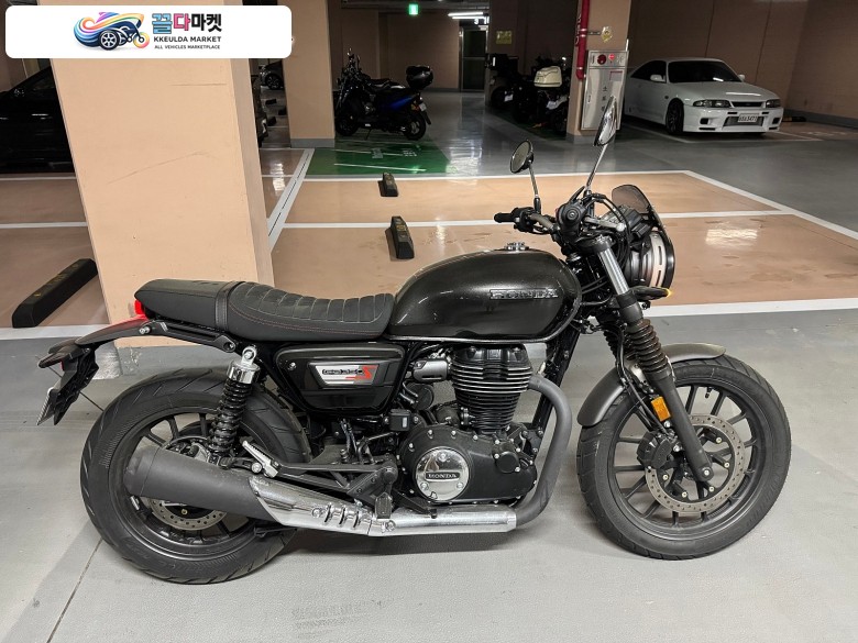 혼다 GB 350 S 2025년식 25년식 900km 무사고 신차급 GB350S 판매합니다