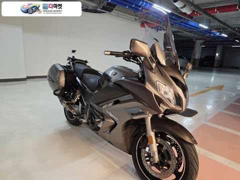야마하 FJR 1300 A 2013년식 어디를 달려도 손색없는 야마하의 명작 투어러 fjr1300aa