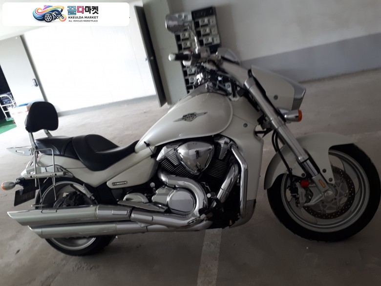 스즈끼 인투루더 M 1800 R 2010년식 바접으로 판매합니다