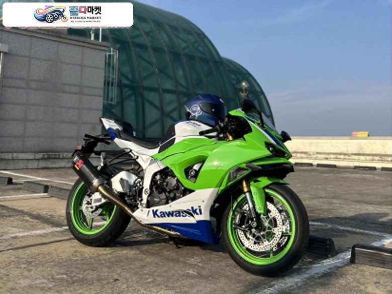 가와사키 닌자 6 R 2024년식 (명의이전 o) 풀튜닝 24년식 zx6r 40주년 판매합니다
