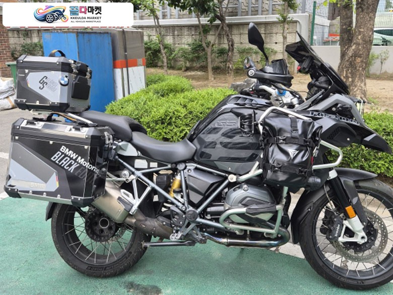 BMW R 1200 GS 어드벤쳐 2017년식 BMW R1200GS ADV 입양보냅니다.
