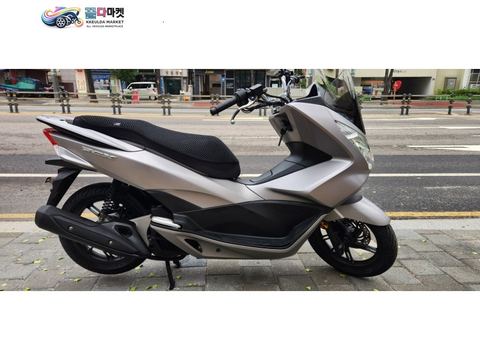 혼다 PCX 125 FI 2016년식 PCX125 년식대비 상태넘~좋습니다,정비완료A/S보증!!!!!
