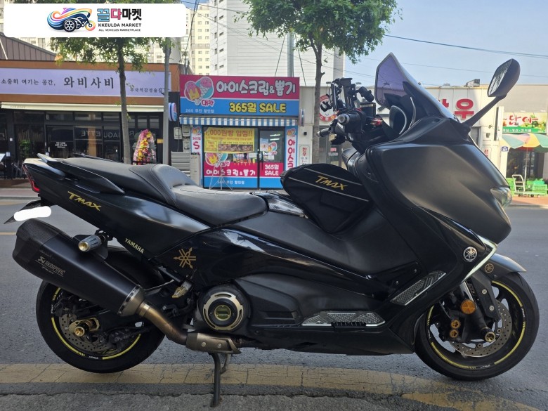 야마하 티맥스 530 2017년식 티맥스DX팝니다17년식
