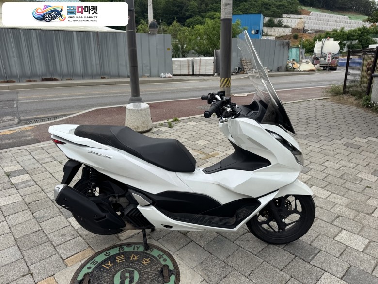 혼다 PCX 125 ABS 2024년식 혼다 pcx125 abs 24년 최상급 짧은키로수 팝니다