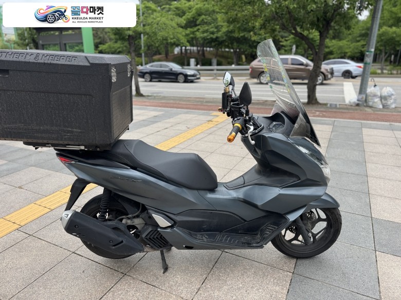 혼다 PCX 125 ABS 2024년식 혼다 PCX125 24년 ABS 배달풀셋팅 판매합니다