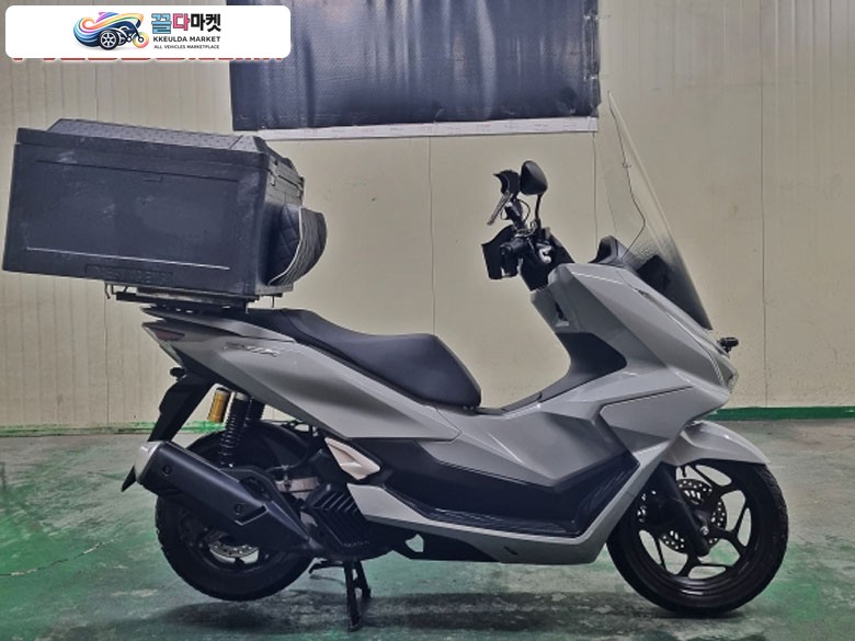 혼다 PCX 125 ABS 2025년식 혼다 PCX125/2025년식/3만KM/정비완료O/셋팅완료O/판매합니다.