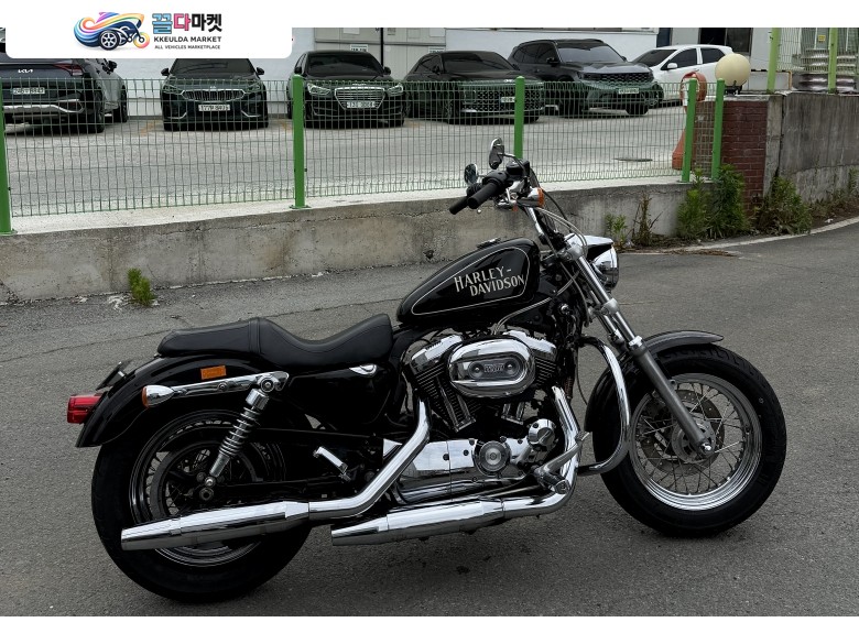 할리데이비슨 스포스터 1200 커스텀 2012년식 할리데이비슨 2012 스포스터 1200c 커스텀 팝니다