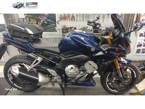 야마하 FZ 1 S 2006년식 야마하 FZ1S 페이저(YZF-R1 엔진 디튠 직렬 4기통 엔진/스캇 퍼포먼스 로터리 스티어링 댐퍼)