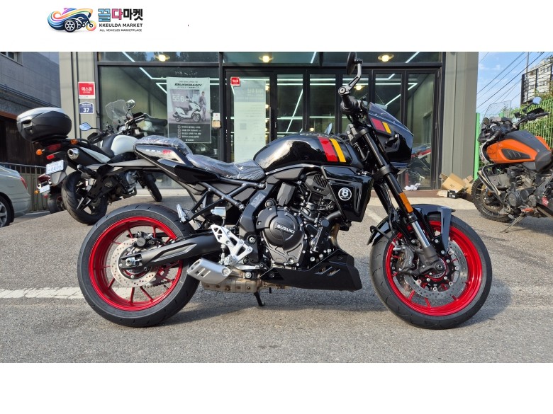 스즈끼 GSX 8 TT 2026년식 스즈키 하남점 바이크몽) 스즈키 GSX-8TT 신차 판매합니다. 카드 최대 60개월 4% 고정금리