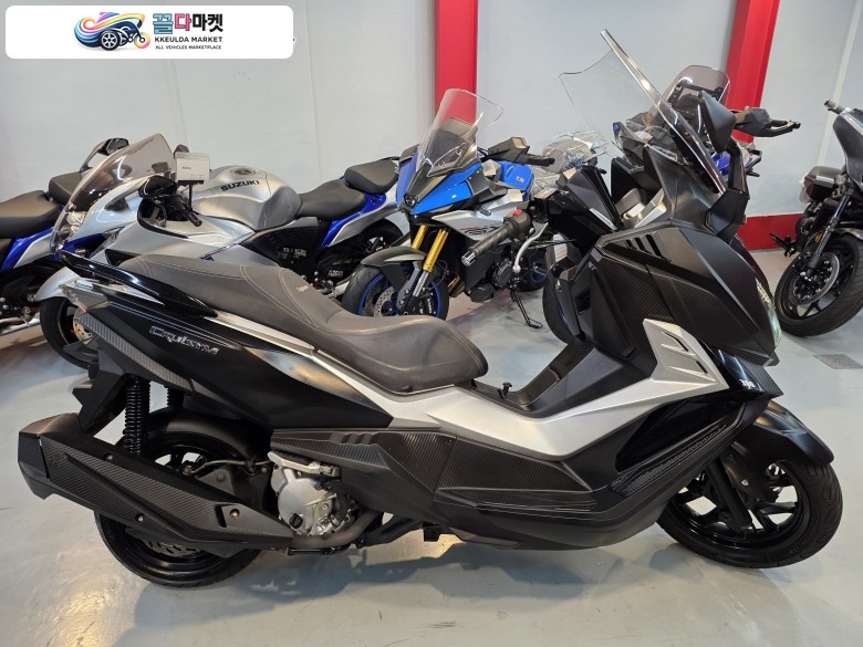SYM 크루심 300 ABS 2020년식 SYM 크루심300 20년식 판매합니다