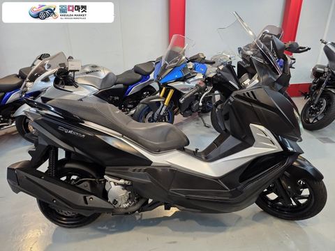 SYM 크루심 300 ABS 2020년식 SYM 크루심300 20년식 판매합니다