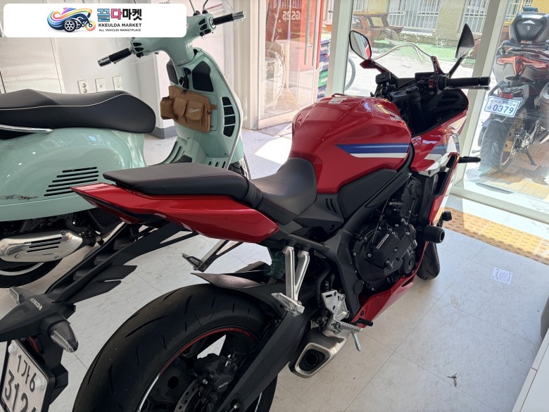 혼다 CBR 650 R E 클러치 2025년식 CBR650R 이클러치 25년 신차급 풀옵션