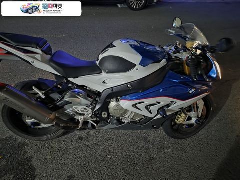 BMW S 1000 RR 2015년식 BMW S1000RR 9천급 냉동차량 팝니다