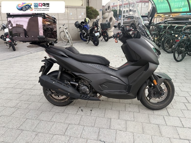 존테스 350 D 2024년식 상태 좋은 24년식 존테스350D 팔아요. 420만원.(1인신조,무사고)