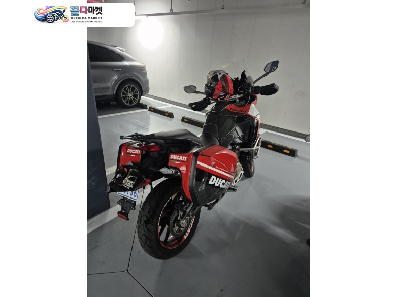 두카티 멀티스트라다 V4 S 2023년식 멀티스트라다 v4s 23년식 무사고 무꿍 저렴히 판매합니다.