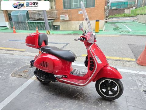 베스파 GTS 125 슈퍼스포츠 2020년식 베스파 gts 125