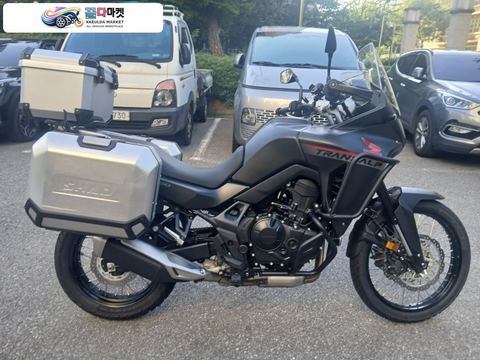 혼다 XL 750 트랜스알프 2023년식 트랜스알프 판매합니다.