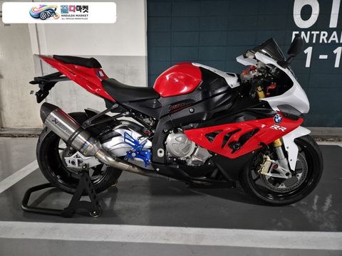 BMW S 1000 RR 2013년식 엔진수리된 풀배기 S1000RR 판매합니다.