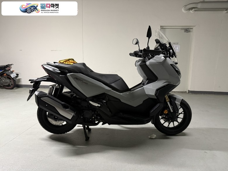 혼다 ADV 350 2024년식 24년식 혼다 ADV350 1980km 팝니다