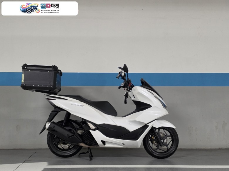 혼다 PCX 125 ABS 2022년식 22년식 혼다 PCX125 ABS 화이트 S+급1인소유 옵션다수 판매,대차합니다~~