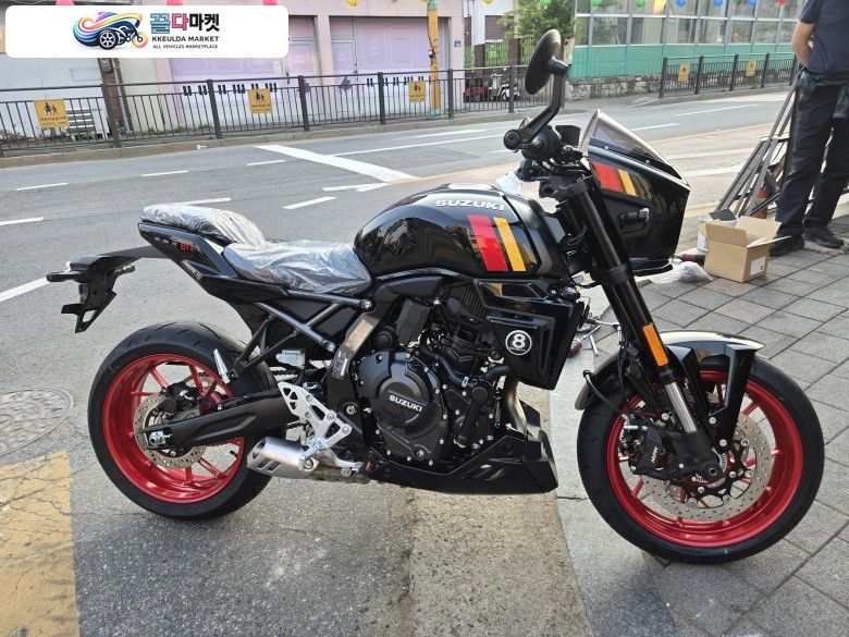 스즈끼 GSX 8 TT 2026년식 2026 GSX 8TT 블랙 신차 판매합니다