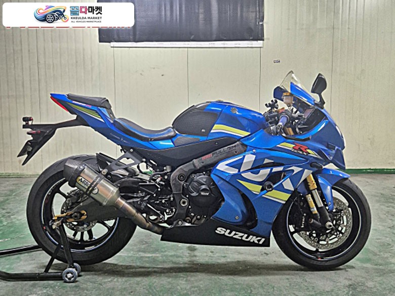 스즈끼 GSX R 1000 R ABS 2017년식 스즈키 GSXR1000R/17년식/8.8만km/애로우풀배기/명의이전/판매합니다