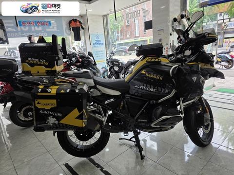 BMW R 1250 GS 어드벤처 2022년식 BMW / R 1250 GS 어드벤처 풀 튜닝 풀옵션 무사고 / 꿍2회 무슬림 풀 데칼  아크라 구변OK { 사용검사완료 }