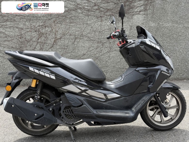 키웨이 비에스테 125 LX 2024년식 키웨이 비에스테125 24년 6300km 짧은 키로수 판매합니다