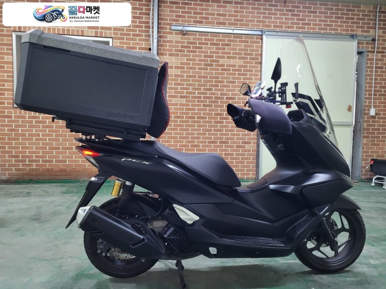 혼다 PCX 125 ABS 2025년식 혼다 PCX125 25년 1.3만km 1인신조 배달셋팅완,튜닝다수