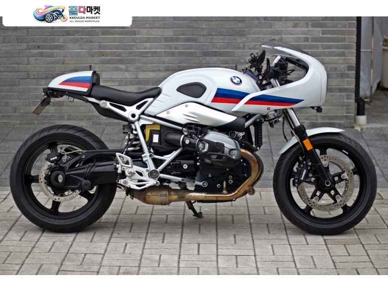 BMW R 나인 T 레이서 2018년식 2018년 BMW R9T 알나인티 레이서 판매합니다