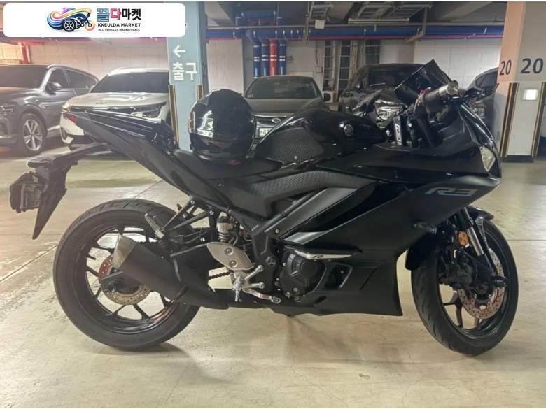 야마하 YZF R3 2023년식 야마하 yzf r3 23년식 짧은키로수 판매합니다