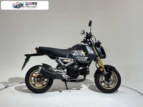 혼다 MSX 125 그롬 2023년식 [바이크스테이션] 점검완료 상태양호 소모품다수 정품키2개 클러치디스크/가스켓교체 체인교체 엔진오일교체 조절식레버 무선충전거치대