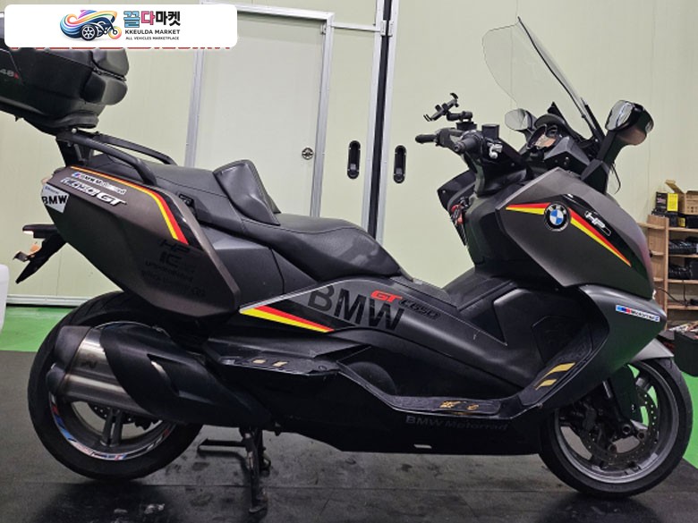 BMW C 650 GT 2017년식 bmw c650gt 18년등록모델 3만키로 관리잘한바이크 깔끔한상태 저렴하게판매!