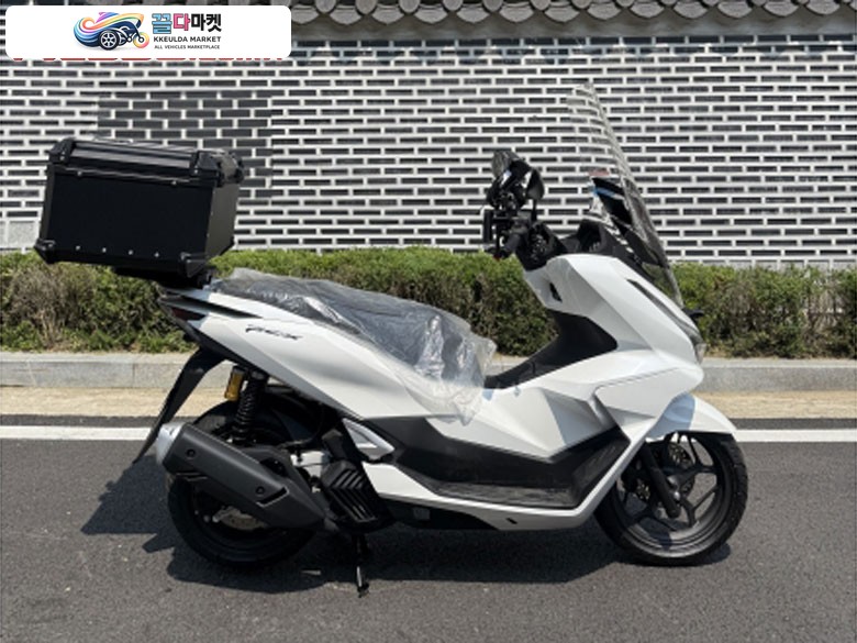 혼다 PCX 125 ABS 2026년식 혼다 pcx125 26년식14km 튜닝되어있는차량 판매합니다 !