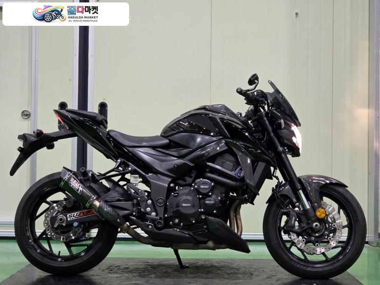 스즈끼 GSX S 750 2018년식 스즈키S750 18년식 요시무라 구조변경완료 짧은키로수 최저가 판매합니다