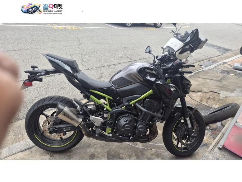 가와사키 Z 900 ABS 2020년식 가와사키 z900 13,000km 20년식 신형 판매 대차