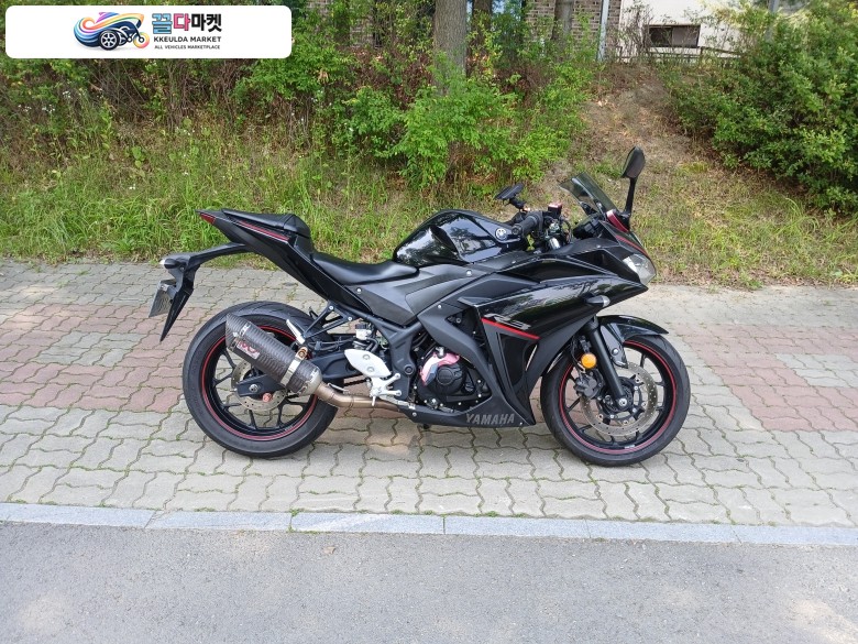 야마하 YZF R3 2018년식 18년식 R3 판매 합니다.