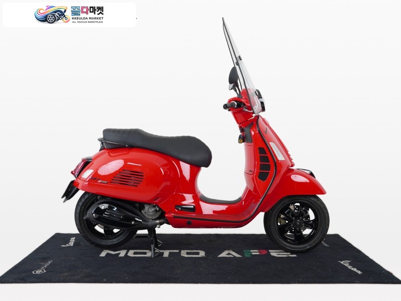 베스파 GTS 300 슈퍼테크 2022년식 [베스파 모토아페]22년식 GTS 300 슈퍼테크 75th 중고차량, 무이자카드,무료배송