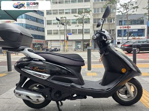 스즈끼 익사이트 125 2012년식 출퇴근차량으로 편리한 스즈키 익사이트125 저렴하게 판매합니다.