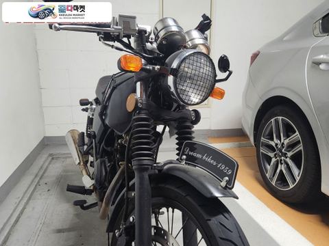 이탈젯 그리폰 125 2018년식 이탈젯 그리폰 125cc 팝니다