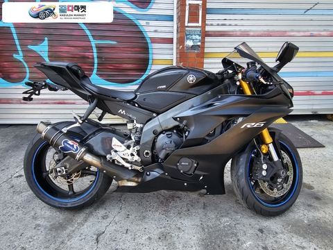 야마하 YZF R6 2018년식 풀옵션.쨟은 키로수 2018년 야마하 r6 판매 합니다. 20,480km