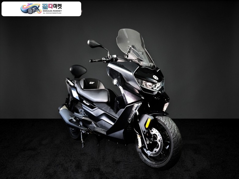 BMW C 400 GT 2023년식 [BMW 공식모델] C400GT 럭셔리 투어링 - 무사고 관리잘된 홈서비스 중고매물 - 정직한 매입과 최고가 대차를 도와드립니다.